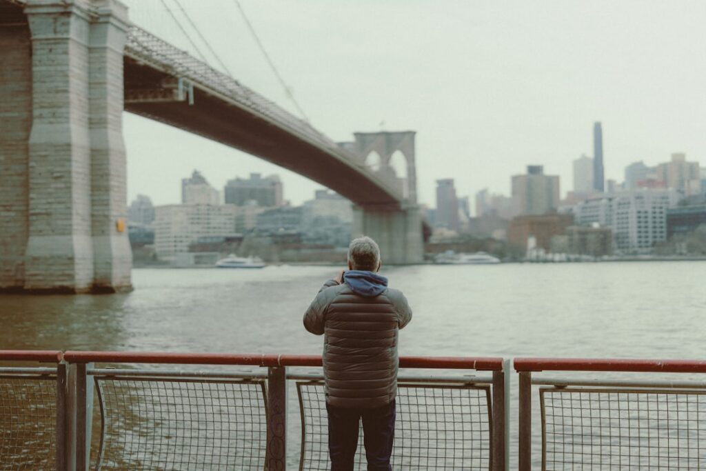 Het verhaal achter het telefoonnummer +31 20 241 13 68